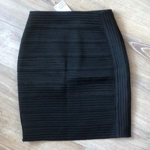 NWT H&M 🖤 Black Pencil Skirt